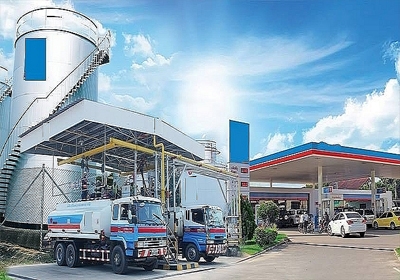 Việt Nam tính nâng dự trữ xăng dầu quốc gia